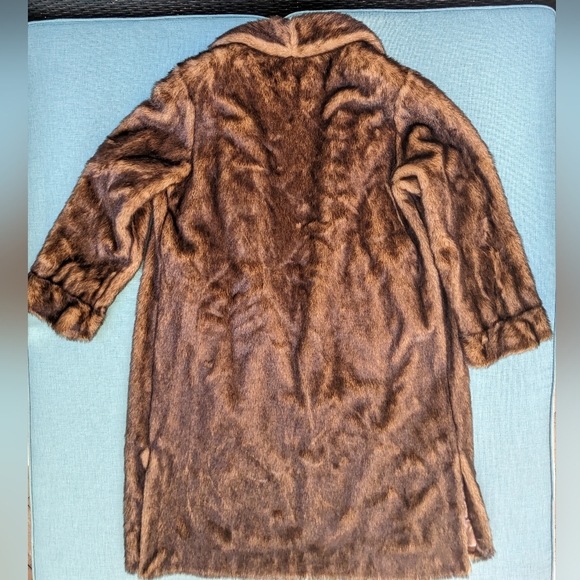 Like New 1x Full Length Faux Fur Coat with Leopard Print Lining, Dennis Basso - Picture 7 of 8